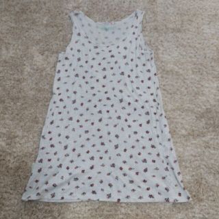 ユニクロ(UNIQLO)のLAURA ASHLEY ユニクロ チュニック(チュニック)