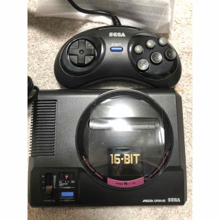 セガ(SEGA)のメガドライブ　ミニ　W(家庭用ゲーム機本体)