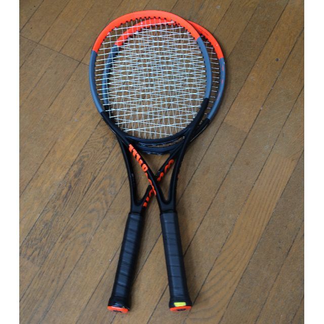 wilson(ウィルソン)のウィルソン CLASH 98 Tour と100 Tour G2グリップ スポーツ/アウトドアのテニス(ラケット)の商品写真