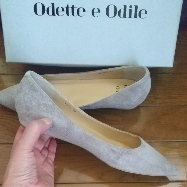 新品Odette e Odile スエードパンプス オデットエオデール25