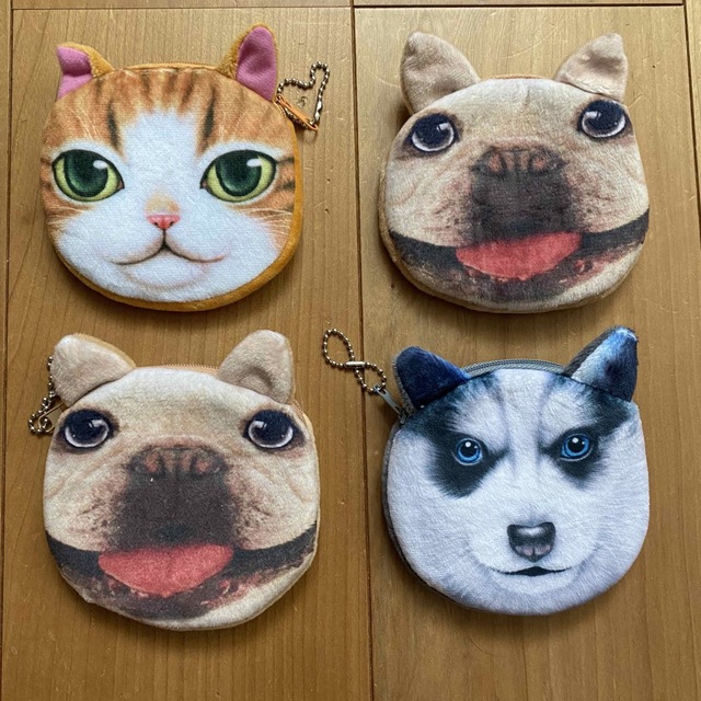 新品　4個セット　未使用　犬　猫　財布　小銭入れ　小物入れ　コレクション　ポーチ レディースのファッション小物(コインケース)の商品写真