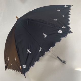 ルルギネス(LULU GUINNESS)の 【未使用品】 LULU GUINNESS ルルギネス 刺繍日傘　長傘 晴雨兼用(傘)