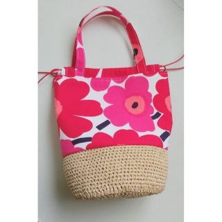 マリメッコ(marimekko)の☆A♡様専用ページ☆　　♪マリメッコ♪かご編み巾着バッグ♪イド♪(かごバッグ/ストローバッグ)