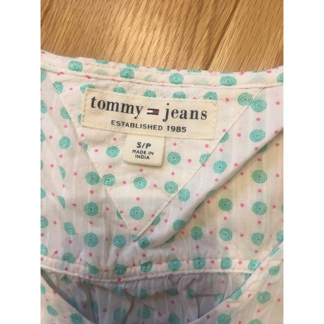 TOMMY JEANS(トミージーンズ)のTommyjeans Tommy Jeans トミー ジーンズ トミーガール レディースのトップス(Tシャツ(半袖/袖なし))の商品写真