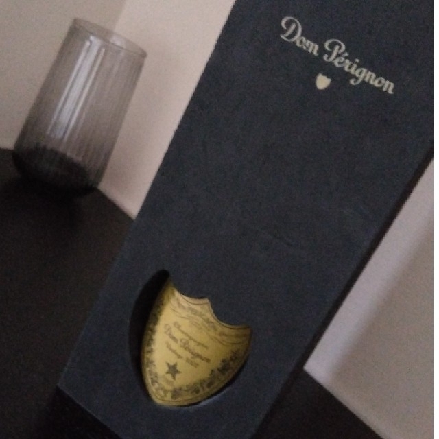 Dom Pérignon(ドンペリニヨン)の★【Don Perignon  2002】★ 食品/飲料/酒の酒(シャンパン/スパークリングワイン)の商品写真