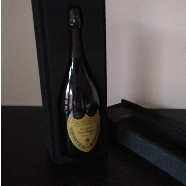 Dom Pérignon(ドンペリニヨン)の★【Don Perignon  2002】★ 食品/飲料/酒の酒(シャンパン/スパークリングワイン)の商品写真