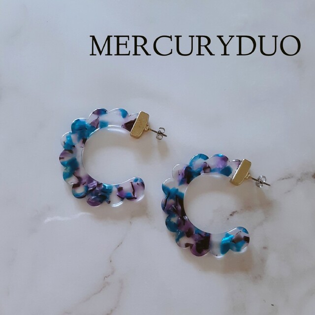 MERCURYDUO(マーキュリーデュオ)のMERCURYDUO クリアカラー フープピアス ハンドメイドのアクセサリー(ピアス)の商品写真