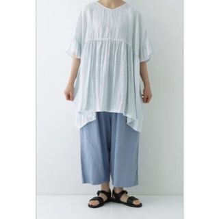 ネストローブ(nest Robe)のリネンフリルスリーブチュニック(シャツ/ブラウス(半袖/袖なし))