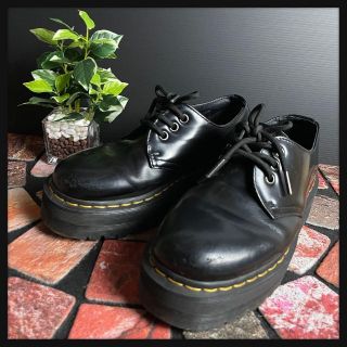 Dr.Martens - 【人気商品】ドクターマーチン☆ (UK4