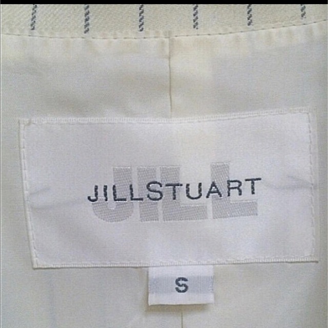 JILLSTUART(ジルスチュアート)のJILLSTUART　ストライプセットアップスーツ レディースのフォーマル/ドレス(スーツ)の商品写真