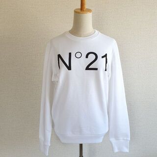 ヌメロヴェントゥーノ(N°21)の【新品・未使用】N°21 KIDS ロゴスウェットシャツ white　16Y(Tシャツ/カットソー)