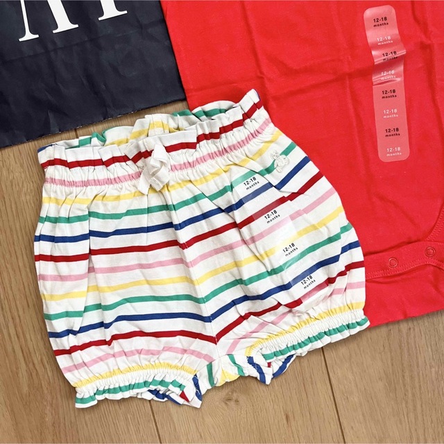 babyGAP(ベビーギャップ)の新品　baby gap ロンパース　パンツ　80 女の子　かぼちゃ　ブルマ　半袖 キッズ/ベビー/マタニティのベビー服(~85cm)(ロンパース)の商品写真