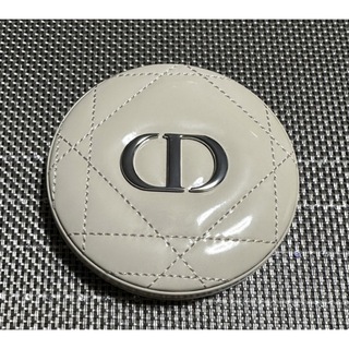 ディオール(Dior)の【断捨離中様専用】ディオールスキン フォーエヴァー クチュール ルミナイザー03(フェイスカラー)