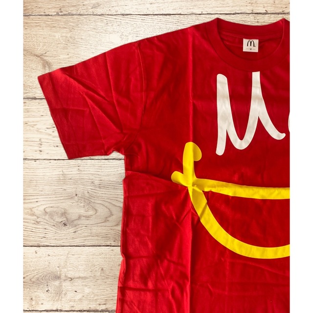 マクドナルド(マクドナルド)の【新品未使用】マクドナルド♡McDonald’s ♡スマイルTシャツ♡半袖♡赤 メンズのトップス(Tシャツ/カットソー(半袖/袖なし))の商品写真