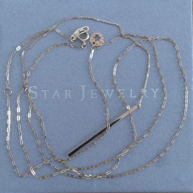 STAR JEWELRY(スタージュエリー)のスタージュエリー K10 Y字 ロングネックレス プレート チェーン 美品 レディースのアクセサリー(ネックレス)の商品写真