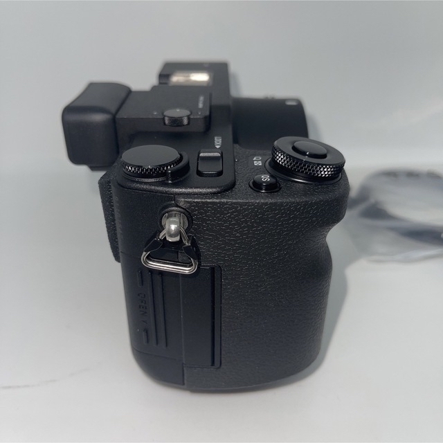 SIGMA(シグマ)のSIGMA シグマ sd Quattro ボディのみ新同品予備バッテリー2本付き スマホ/家電/カメラのカメラ(ミラーレス一眼)の商品写真