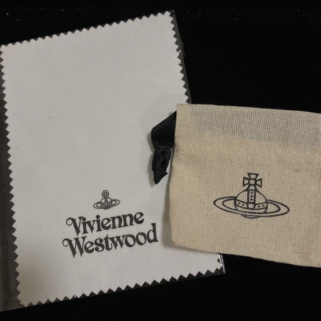 Vivienne Westwood(ヴィヴィアンウエストウッド)のヴィヴィアン　ディアマンテネックレス　ゴールド×ブラック レディースのアクセサリー(ネックレス)の商品写真
