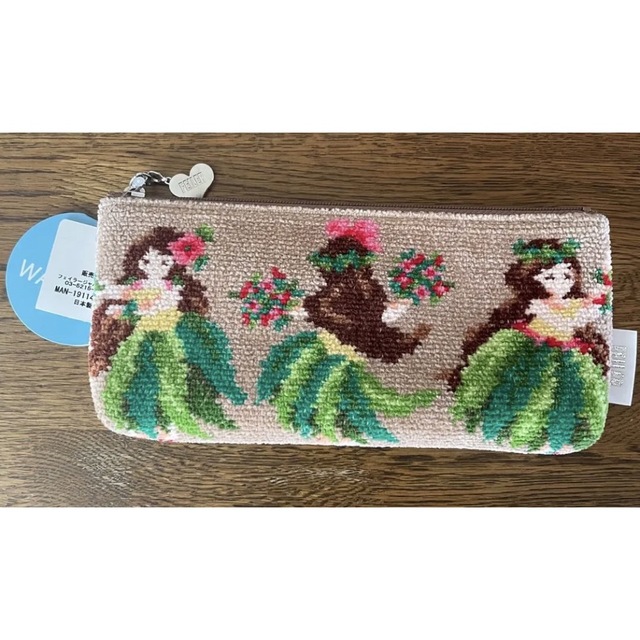 人気沸騰】 フェイラー マナマナ ポーチ ベージュ 新品 ad-naturam.fr