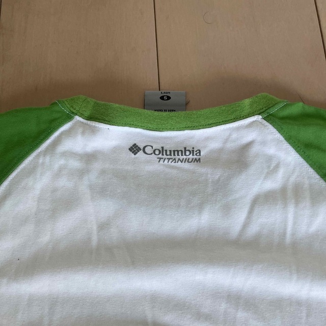 Columbia(コロンビア)の週末まで　コロンビアTシャツ　S キッズ/ベビー/マタニティのキッズ服男の子用(90cm~)(Tシャツ/カットソー)の商品写真