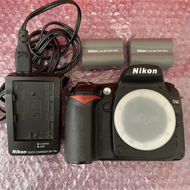 Nikon D90 本体スマホ/家電/カメラ