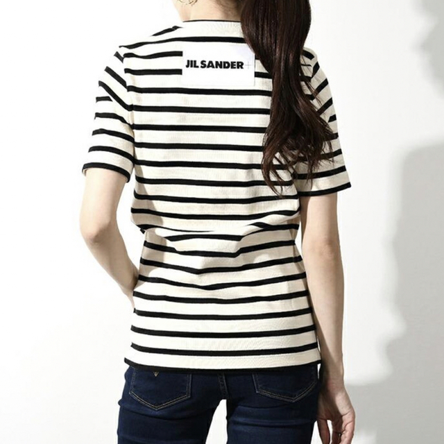 Jil Sander(ジルサンダー)のJIL SANDER バック ロゴ プリント コットン ボーダー Tシャツ レディースのトップス(Tシャツ(半袖/袖なし))の商品写真