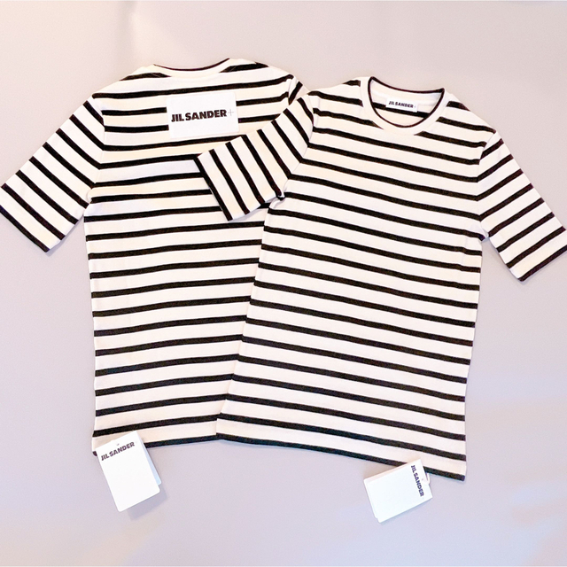 Jil Sander(ジルサンダー)のJIL SANDER バック ロゴ プリント コットン ボーダー Tシャツ レディースのトップス(Tシャツ(半袖/袖なし))の商品写真