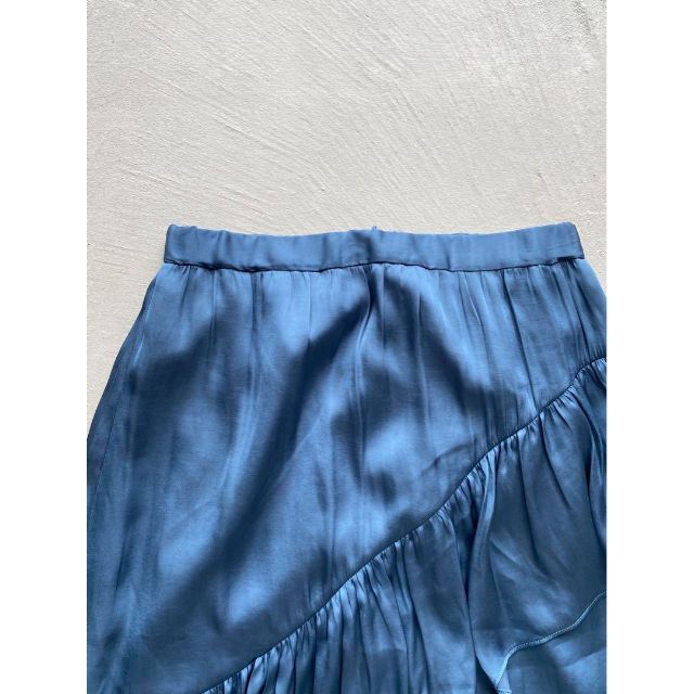 GRACE CONTINENTAL(グレースコンチネンタル)の《GRACE CONTINENTAL》イレギュラーティアードスカート(f650) レディースのスカート(ロングスカート)の商品写真