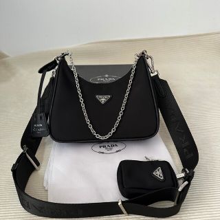 プラダ ナイロンバッグの通販 1,000点以上 | PRADAを買うならラクマ プラダ ナイロンバッグの通販 1,000点以上 | PRADAを買うならラクマ