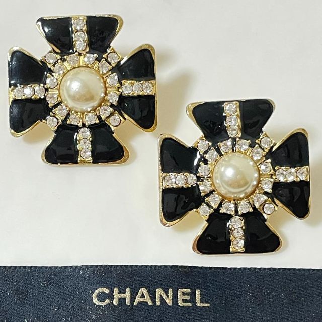 CHANEL シャネル ラインストーン ヴィンテージピアス