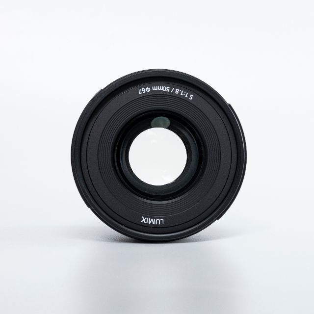 LUMIX S 50mm F1.8 レンズ ライカ Lマウント スマホ/家電/カメラのカメラ(レンズ(単焦点))の商品写真