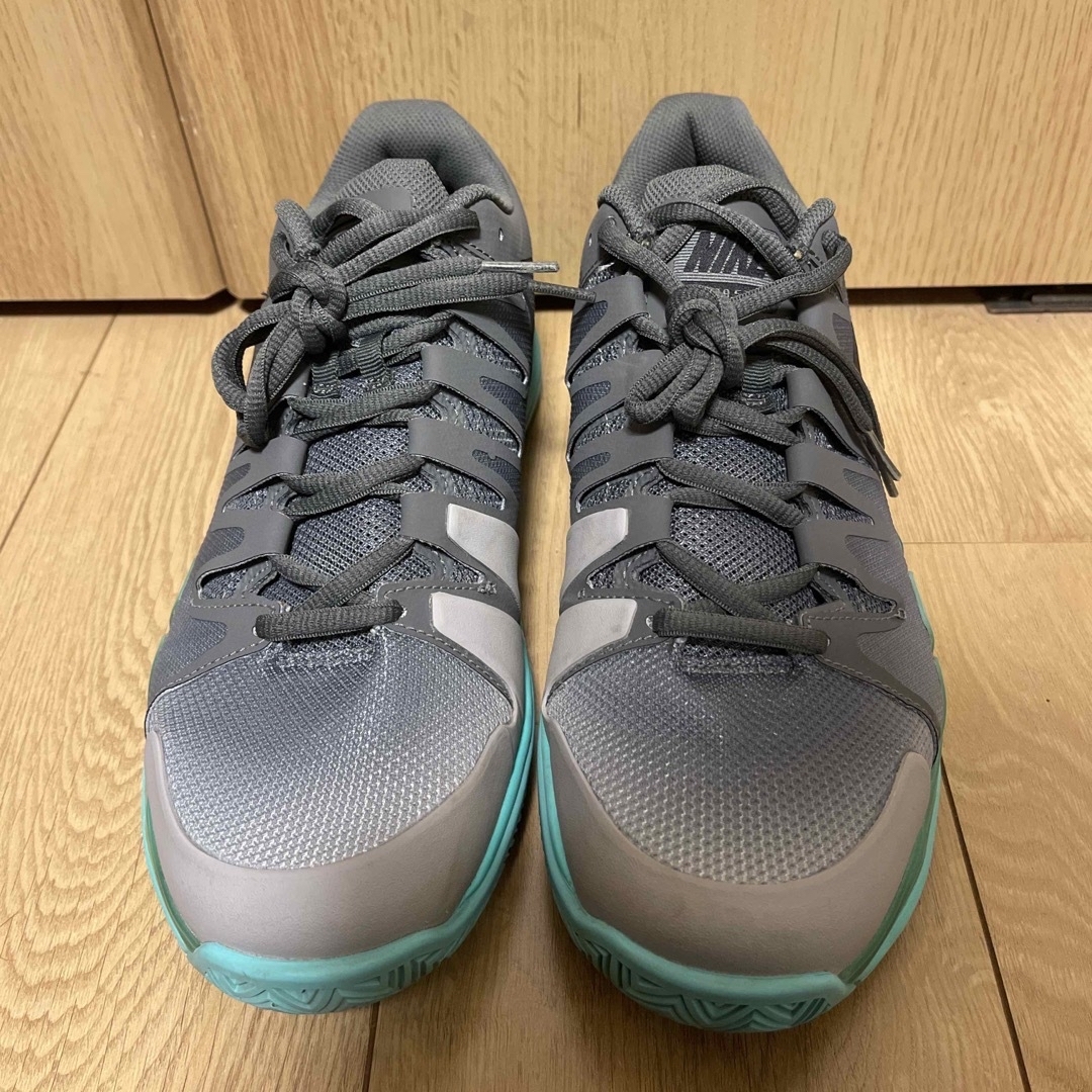 NIKE(ナイキ)のNIKE ZOOM VAPOR 9.5 TOUR 631458-008  スポーツ/アウトドアのテニス(シューズ)の商品写真