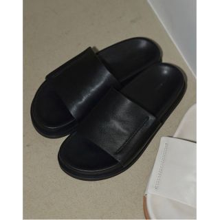 トゥデイフル(TODAYFUL)のtodayful Leather Slide Sandals(サンダル)