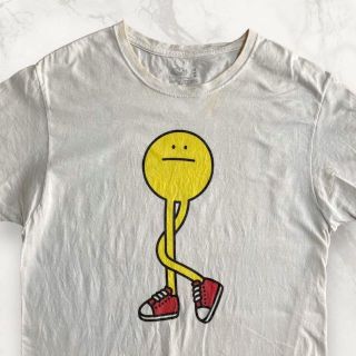 HAO FRUIT 古着   白 にこちゃん　スマイリー　スニーカー Tシャツ(Tシャツ/カットソー(半袖/袖なし))