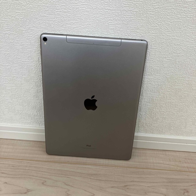 送料無料！2世代　iPad pro 64GB 12.9インチ