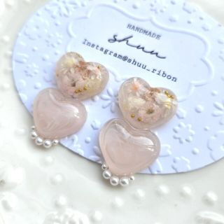 ハンドメイド♡w_heart♡耳飾り イヤリング ピアス ピンク(イヤリング)