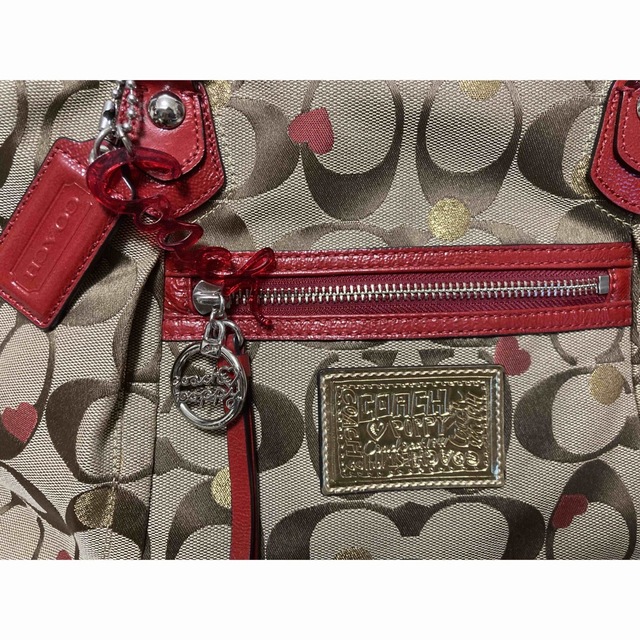 ★未使用に近い★COACH　コーチ　ショルダーバッグ　ハート柄