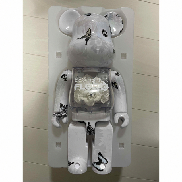 BE@RBRICK FLOR@ white 1