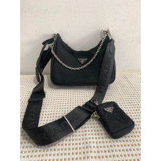 プラダ ナイロンバッグの通販 1,000点以上 | PRADAを買うならラクマ プラダ ナイロンバッグの通販 1,000点以上 | PRADAを買うならラクマ