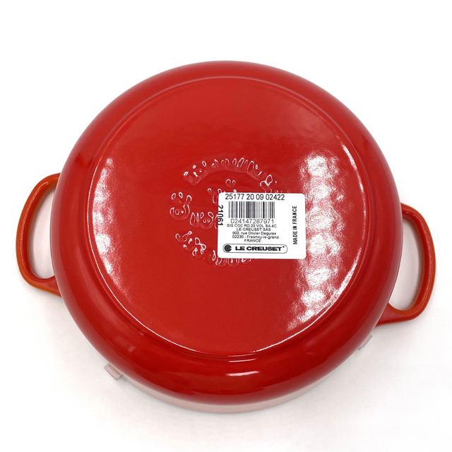 LE CREUSET(ルクルーゼ)のルクルーゼ シグニチャー ココット ロンド 20㎝ 両手 ホーロー鍋 オレンジ インテリア/住まい/日用品のキッチン/食器(鍋/フライパン)の商品写真