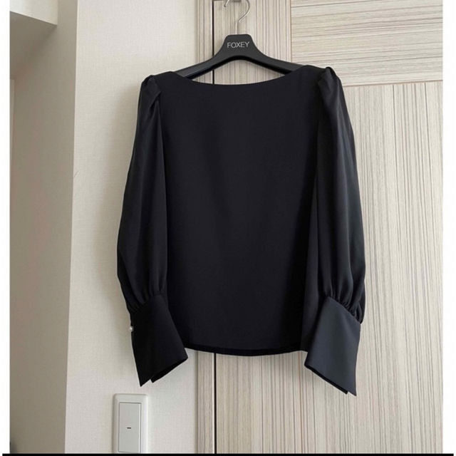 お値下げ中フォクシー　トップス　ブラウス　"Blouse Madison"38