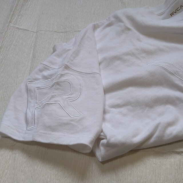 RVCA(ルーカ)のRVCA ルーカ Tシャツ Sサイズ メンズのトップス(Tシャツ/カットソー(半袖/袖なし))の商品写真