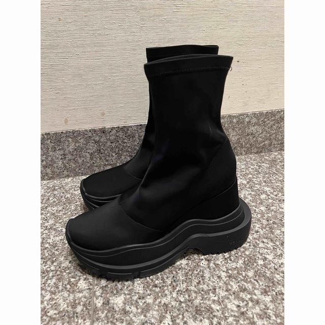 TOKYO BLACK DOUBLE SNEAKER SHORT BOOTS レディースの靴/シューズ(ブーツ)の商品写真