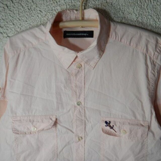 mercibeaucoup(メルシーボークー)の7423　メルシーボークー　半袖　シャツ　ワンポイント　トカゲ　デザイン メンズのトップス(シャツ)の商品写真