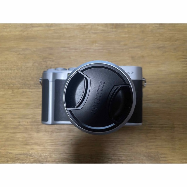富士フイルム(フジフイルム)のすーさん25様専用 FUJIFILM X-A7 レンズキット XC15-45mm スマホ/家電/カメラのカメラ(ミラーレス一眼)の商品写真