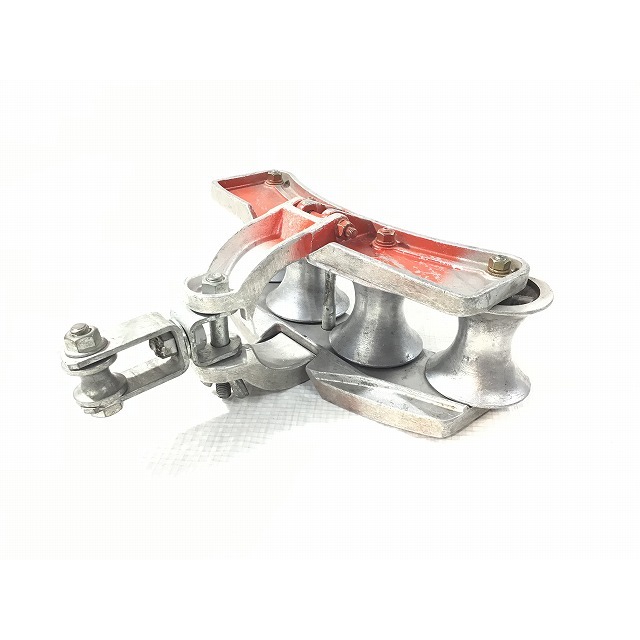 ☆中古品☆4連金車 荷重700kg メーカー 型式 不明 ケーブル ☆中古品☆4連金車 荷重700kg メーカー 型式 不明 ケーブル