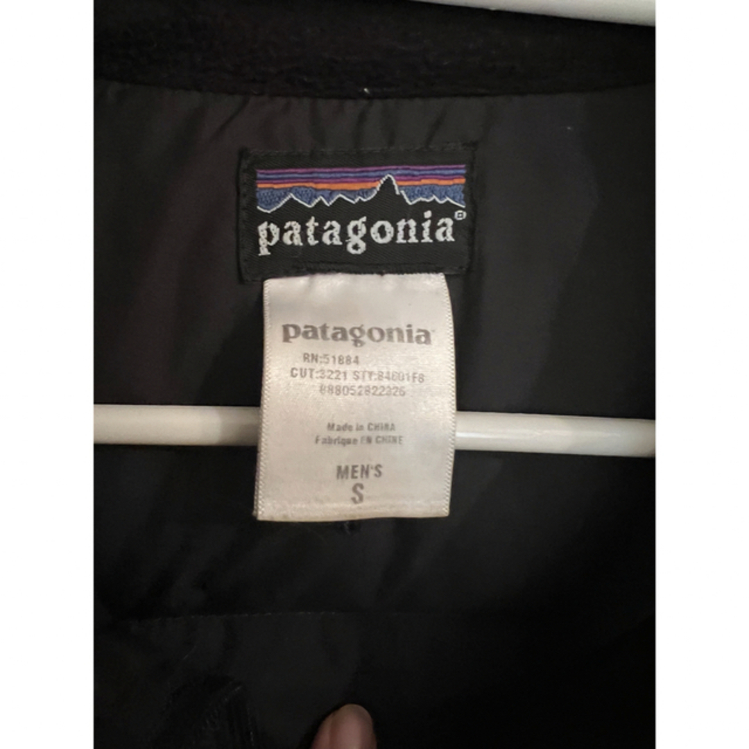 patagonia(パタゴニア)のパタゴニア　メンズダウン メンズのジャケット/アウター(ダウンジャケット)の商品写真