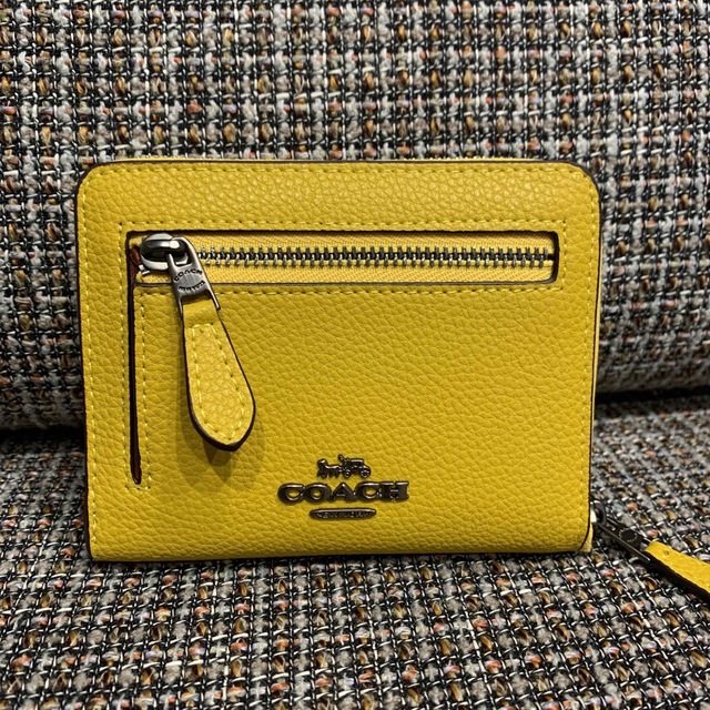 COACH(コーチ)の869  コーチ　二つ折り財布　スヌーピーコラボ レディースのファッション小物(財布)の商品写真