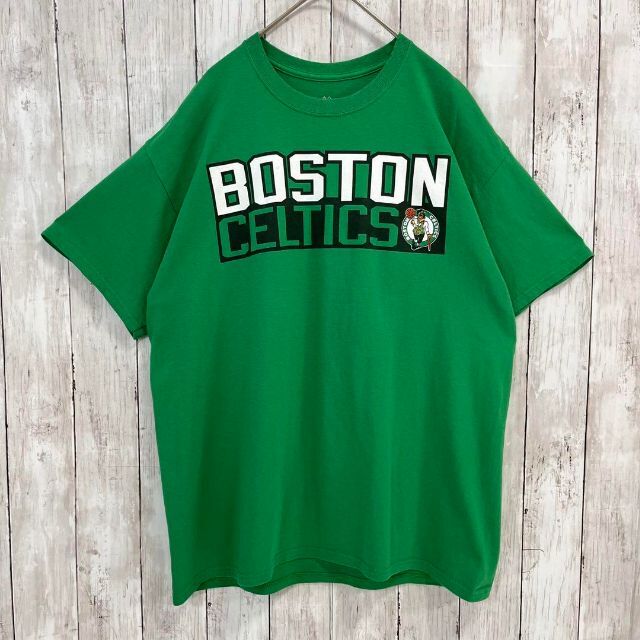 Majestic(マジェスティック)のアメリカ古着NBAボストンセルティックスバックプリントTシャツサイズLグリーン. メンズのトップス(Tシャツ/カットソー(半袖/袖なし))の商品写真