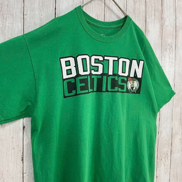 Majestic(マジェスティック)のアメリカ古着NBAボストンセルティックスバックプリントTシャツサイズLグリーン. メンズのトップス(Tシャツ/カットソー(半袖/袖なし))の商品写真