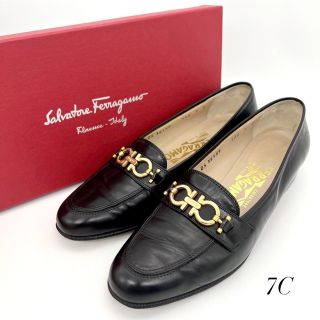 サルヴァトーレフェラガモ(Salvatore Ferragamo)の✨美品✨ フェラガモ 24.5cm ローファー ガンチーニ ブラック 7C 本革(ローファー/革靴)